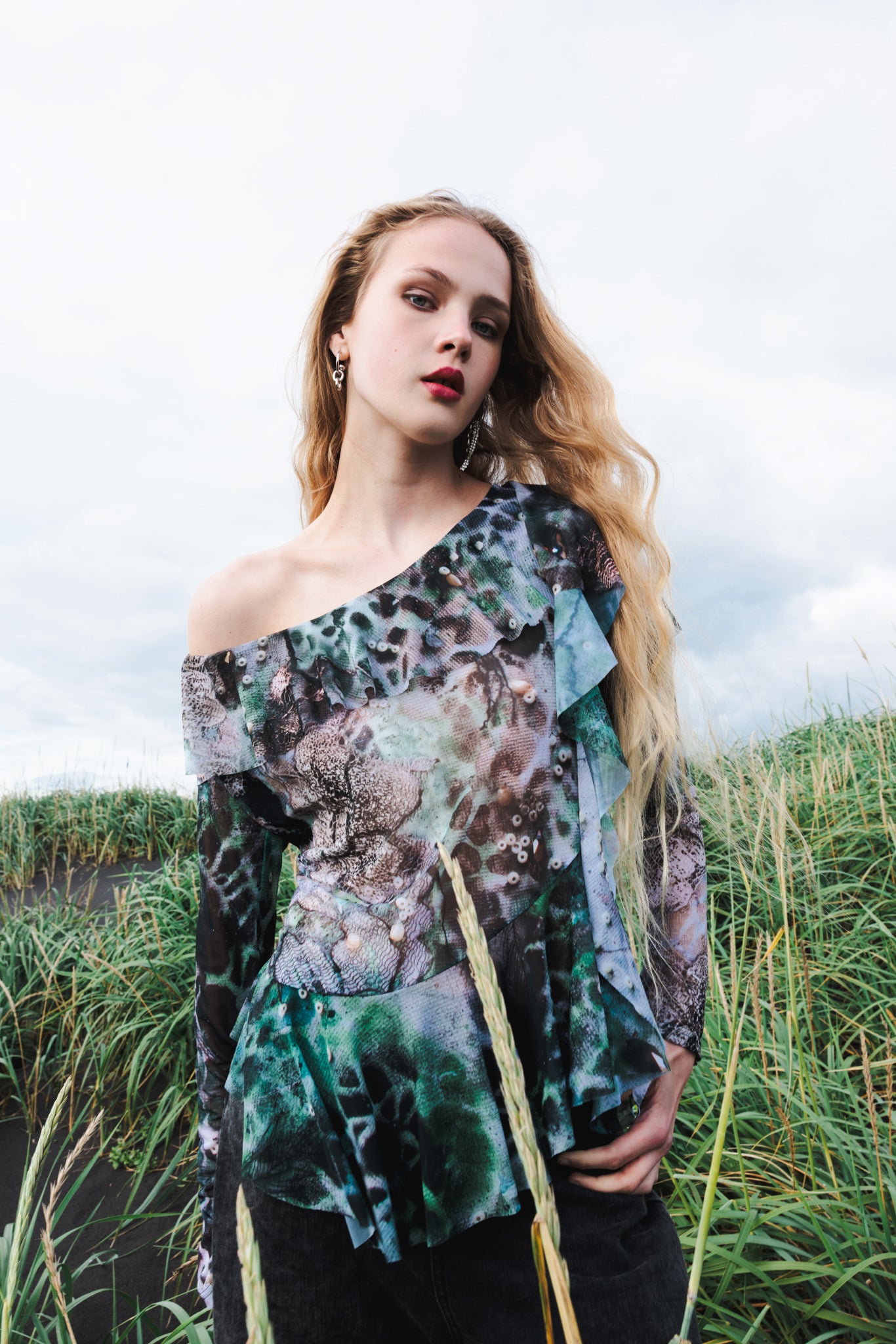 The Flowy Top in Dark Forest