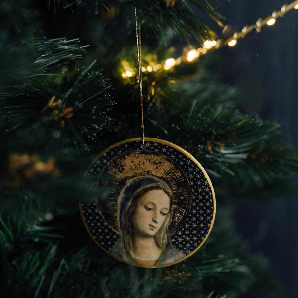 Medallions - The Nativity Scene