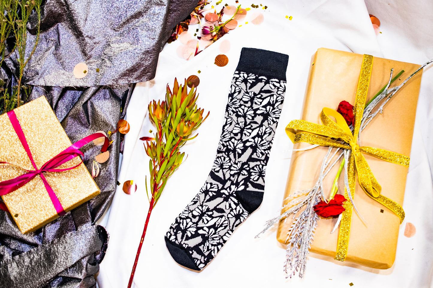 The Woolen Flower Pearl socks