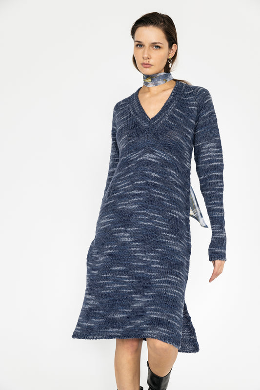 Chunky knit dress in Blue