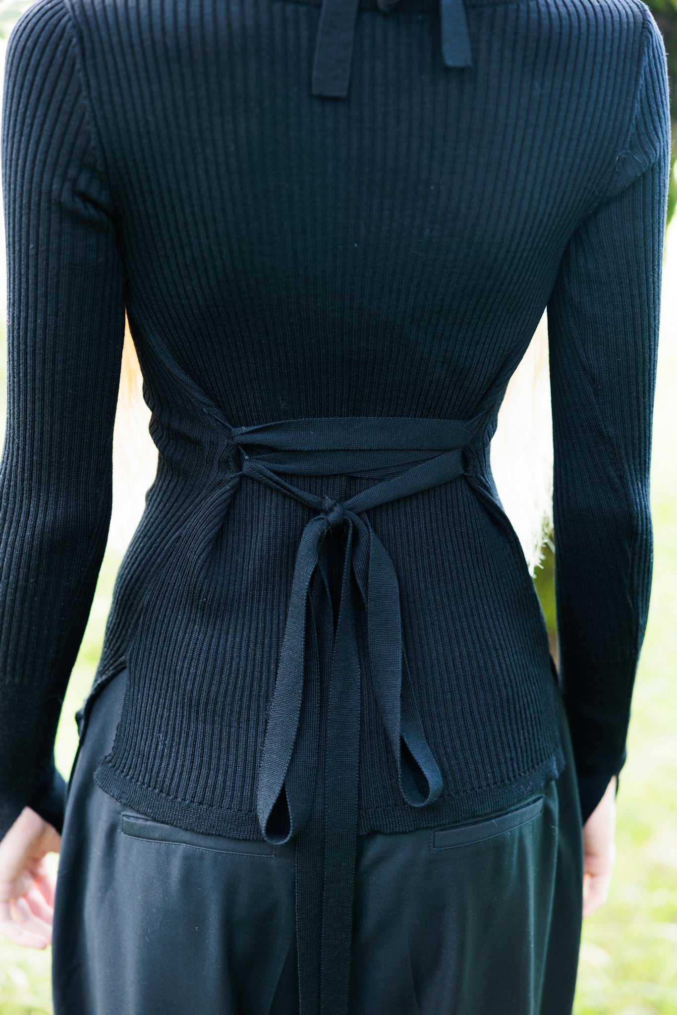 The Tie-Knit Top - Black