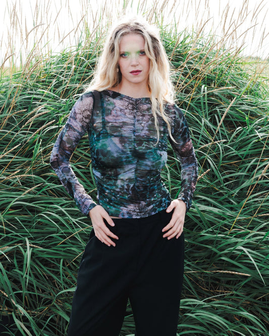 The Party Top in Dark forest