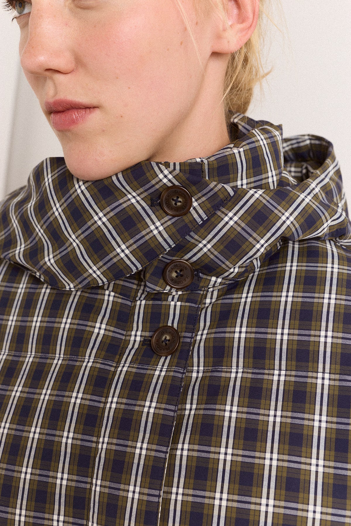 Pearl Hooded Puffer - Lyra Check