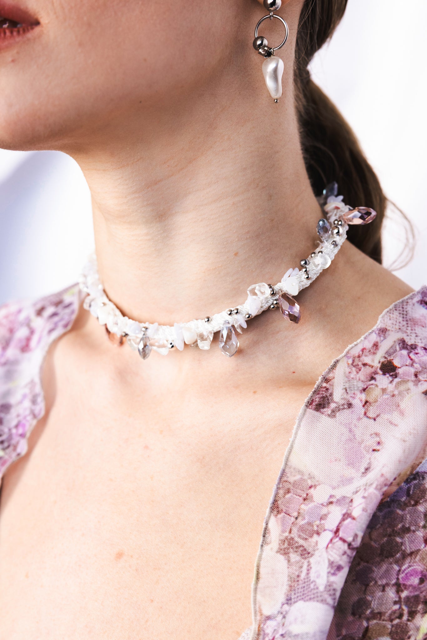 The Crochet Pearl Necklace in White